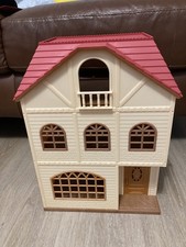 Sylvanian Families Red Roof Country House