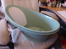 Shnuggle baby bath