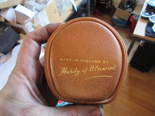 Excellent vintage hardy small - excellent,