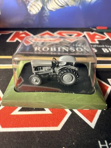 Hachette diecast tractor - hachette, model