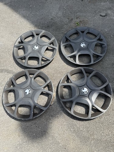 Vauxhall vivaro wheel - x,