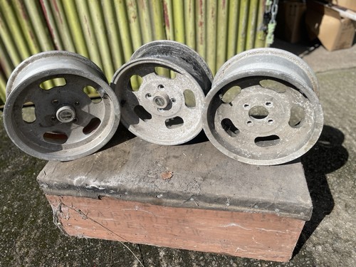 Wolfrace alloys genuine barn - wolfrace,