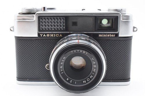 Near mint yashica minister - mint],