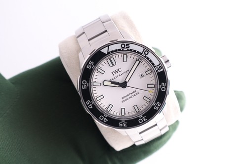 Iwc aquatimer 2000 44mm - aquatimer, steel