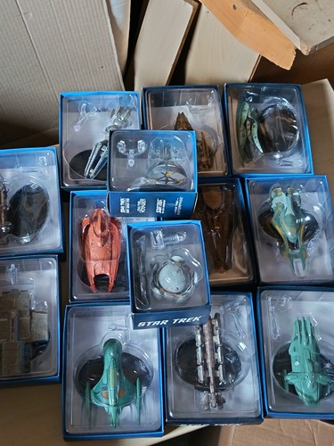 Star trek eaglemoss starship - trek,