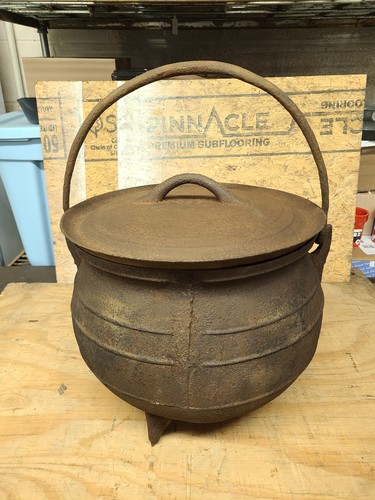 Cast iron bean pot gypsy - cast,