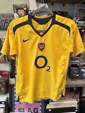 Arsenal 2005/06 Away Shirt