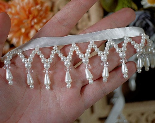 Dangling ivory pearl - pearl, bead