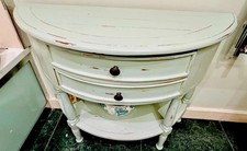 Vintage-Style Demi-Lune