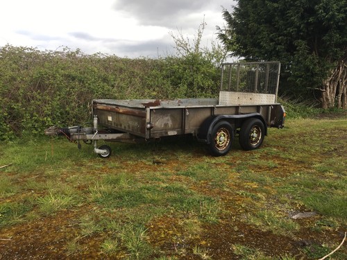 Ifor williams twin - axle,