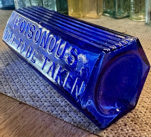 1895 poisonous ntbt - poisonous, cobalt