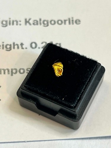 Natural raw gold - natural, from