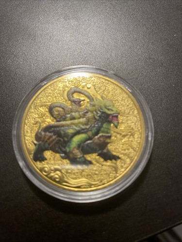 Ninja mantis gold coloured - ninja,