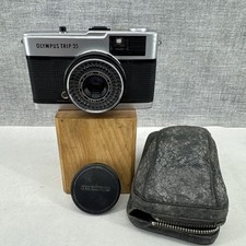 Vintage Olympus Trip 35 Film Camera w/ Olympus D. Zuiko 40mm F/2.8 Lens + case