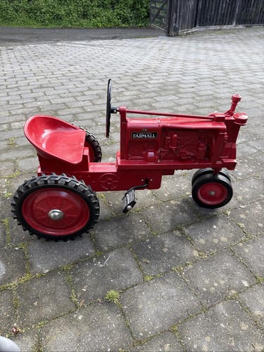 Ertl mccormick farmall - f-20,