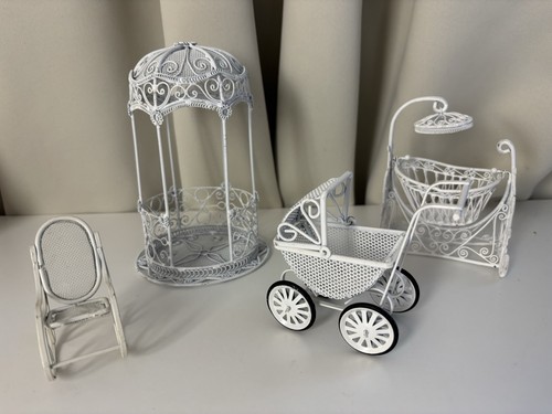 Metal dolls house furniture