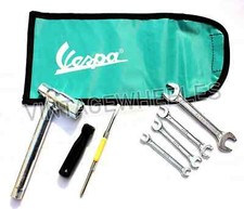 VESPA HANDY TOOL KIT WITH GREEN WOVEN POUCH SUITABLE FOR VESPA SMALL FRAME