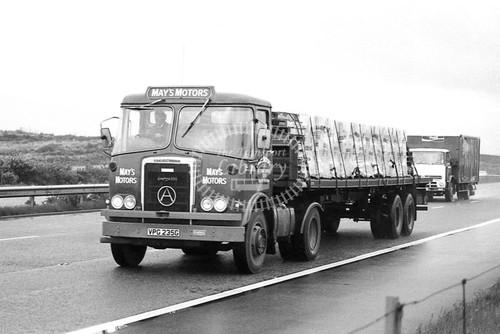 Photo mays motors elstead - mays, motors,
