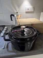 Staub 22cm Round Cast Iron