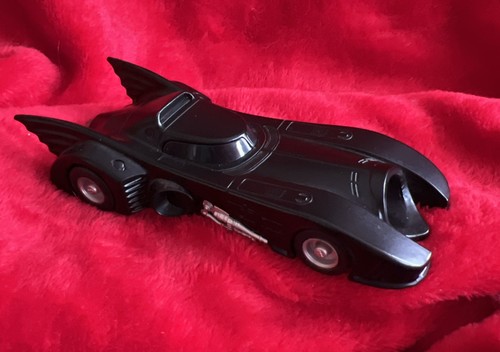 Dc comics collectibles - &,