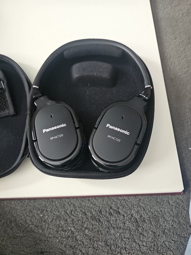Headphones panasonic hc720 - headphones,