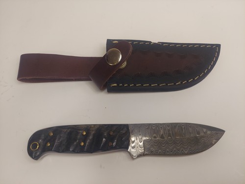 Damascus steel hunting knife - steel,
