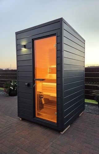 Modern outdoor garden sauna - outdoor,