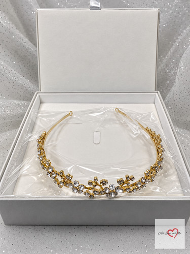 Gold tone clear rhinestone - gold,