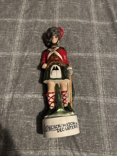 Black watch whisky - whisky, decanter