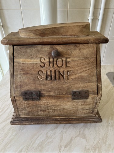 Dunelm wooden shoe shine - shine, box