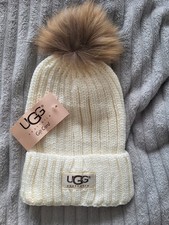 UGG Beanie Pom Pom Hat in