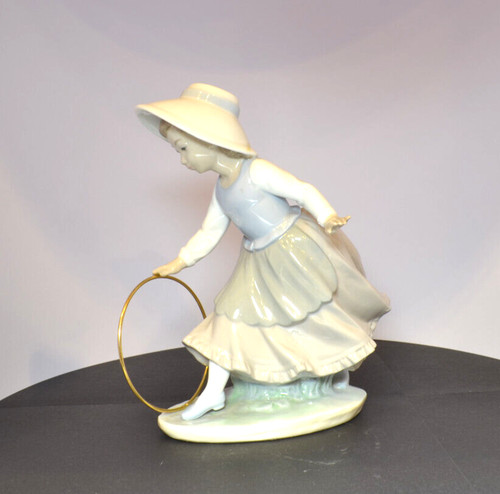Girl with hoop - 1980, by