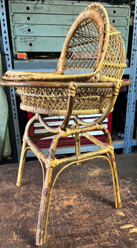 Antique bamboo wicker baby - ,