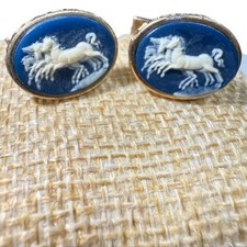 VTG 60s Wedgwood Style Blue Cameo Horse Chariot Cufflinks
