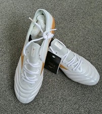 Mizuno Morelia Neo IV Beta