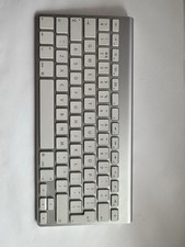 Apple Genuine Wireless Key Board Battery Operated