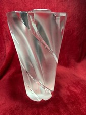 Lalique "Narcisse" Large &