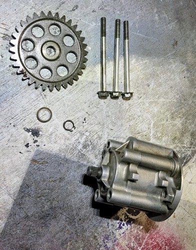 Yamaha fj1200 engine - oil, pump