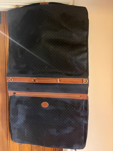Longchamp suit carrier - suit,