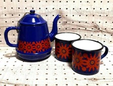 Finel x Arabia Enamel Kettle Pot and 2 Mugs set Designed by Kaj Gabriel Franck