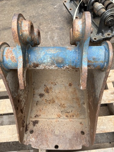 Strickland digger bucket 30mm - strickland,