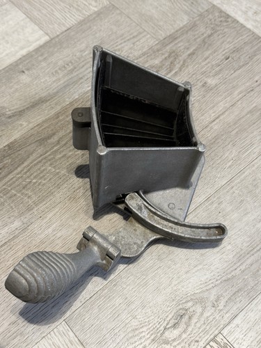 Bren gun magazine loader rare - gun,