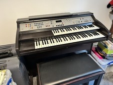 Lowrey  organ Virtual orchestra EZ10