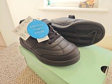 Deichmann Memphis School