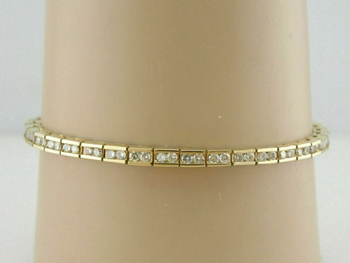 Diamond 5ct round cut lab - cut,