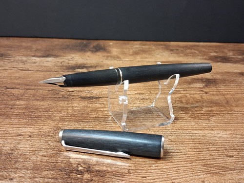 Montblanc 220 fountain - fountain, pen