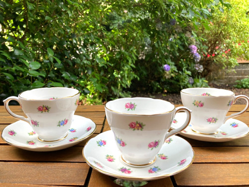 Pretty vtg trio set - vtg, royal