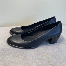 Cabin crew black shoes - Ecco Women’s Court Shoes 2” Heel UK5 block heel