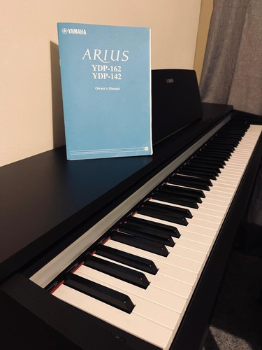 Yamaha arius ydp 142 - yamaha,