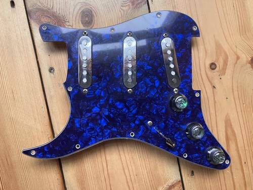 Left handed fender squier - handed,